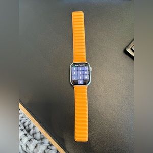 Apple Watch leather band